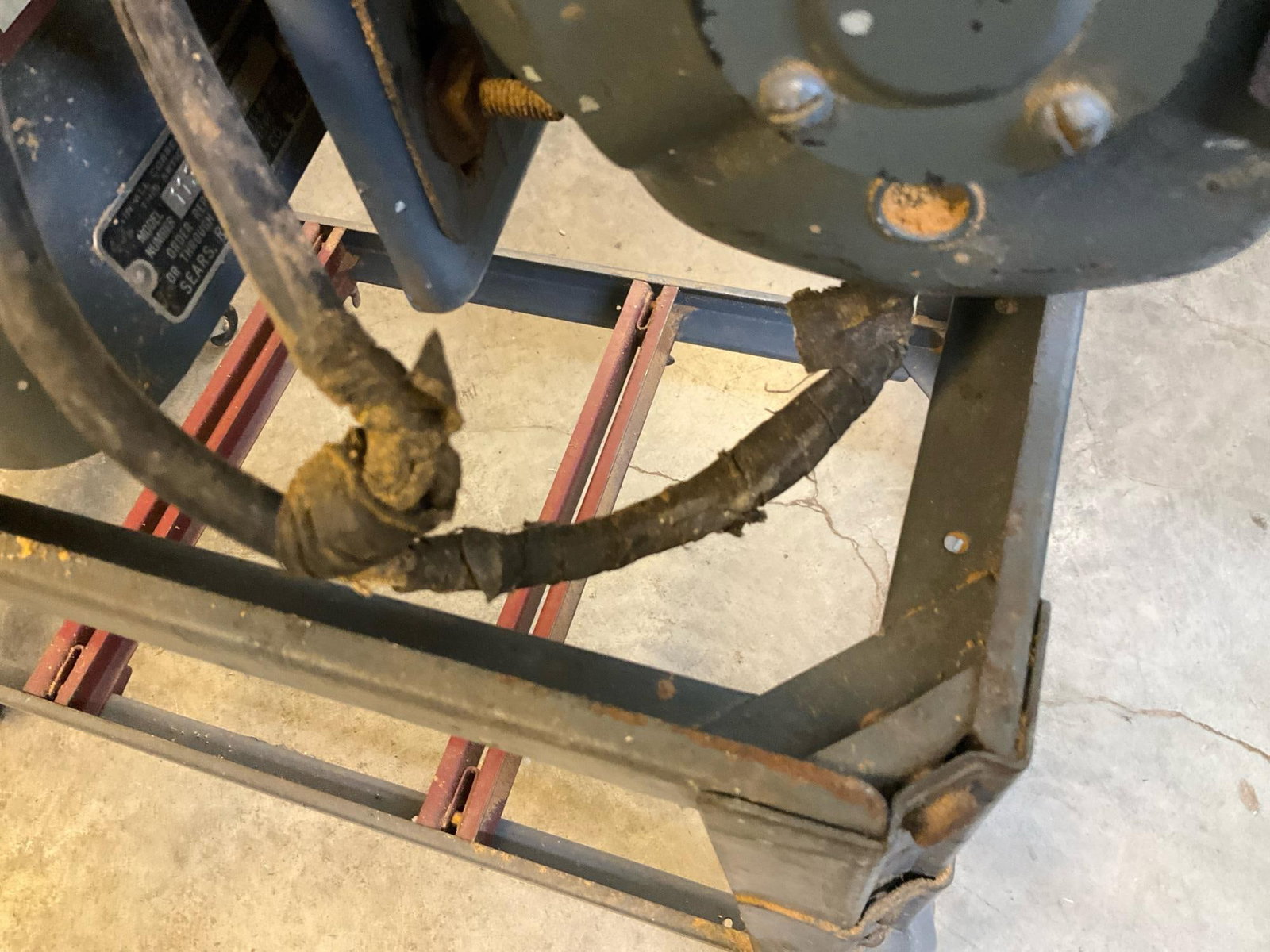 Craftsman Table Saw - 6