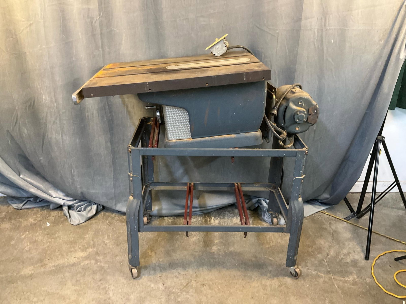 Craftsman Table Saw - 7
