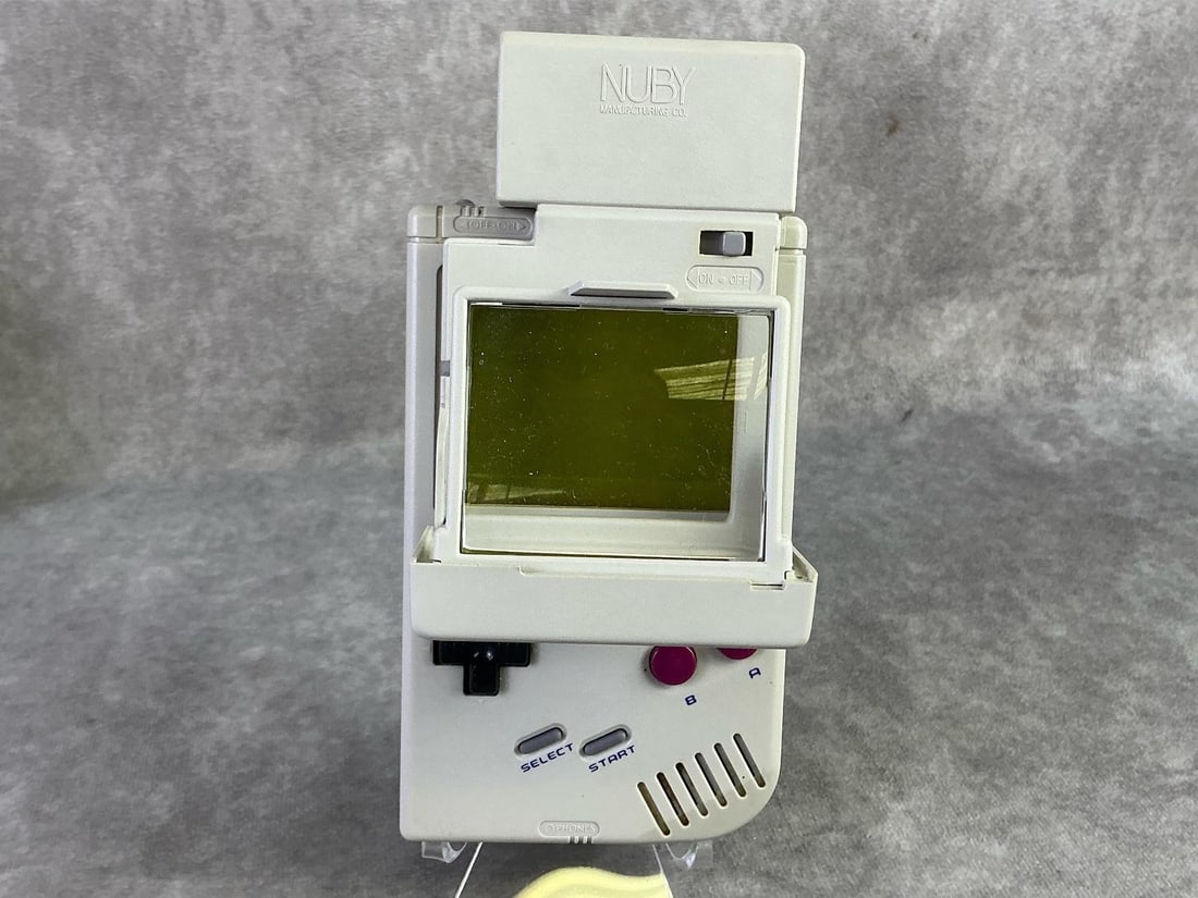 Nintendo Game Boy - 2