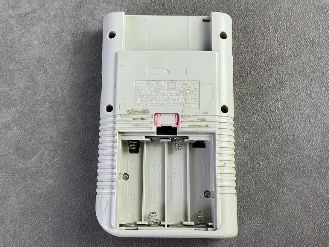 Nintendo Game Boy - 6