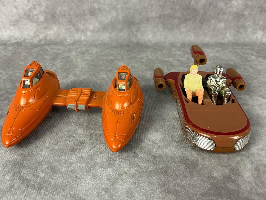 Star Wars Figures & Vehicles - 3