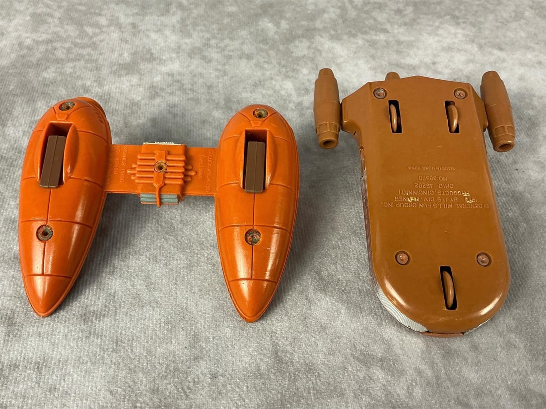 Star Wars Figures & Vehicles - 6