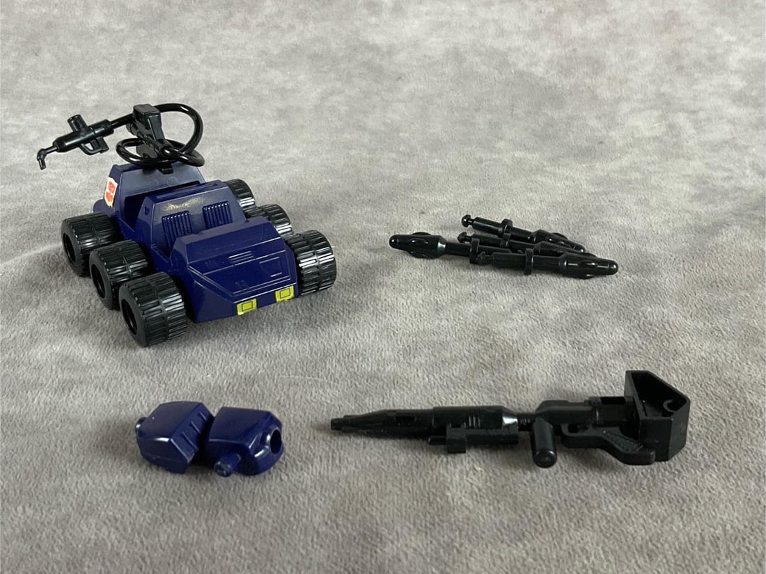 Transformers Autobot Commander Optimus Prime - 10