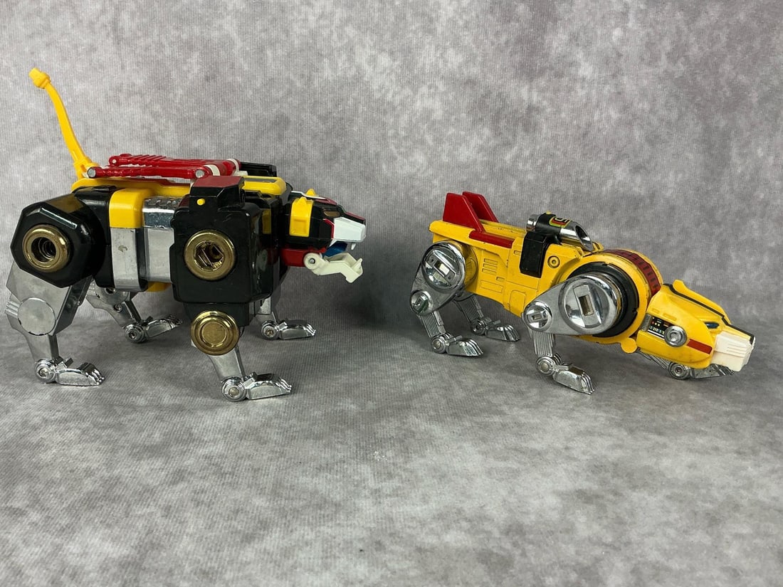Voltron Figures (1 of 13)