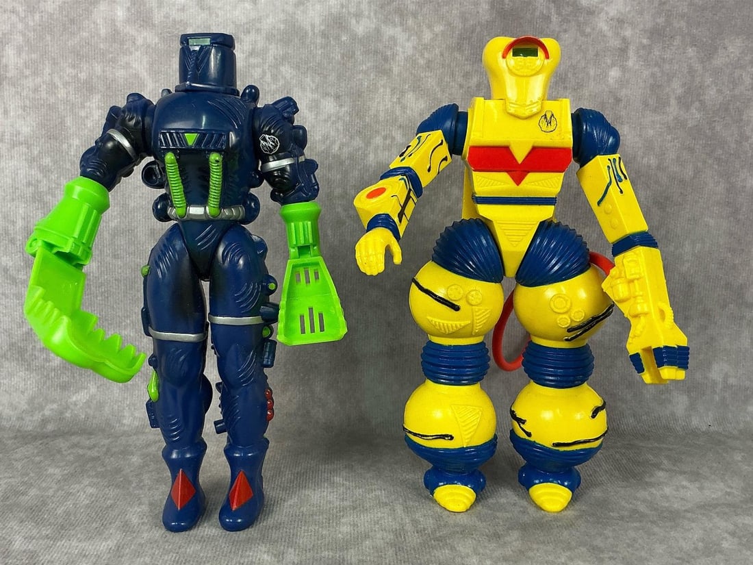 Inhumanoids Figures: 1986 Liquidator and Dr. Derek Bright, Inhumanoids action figures, made by Hasbro. Both have their original helmets, Liquidator has his backpack and hose as well. Good condition. Liquidator measures 4