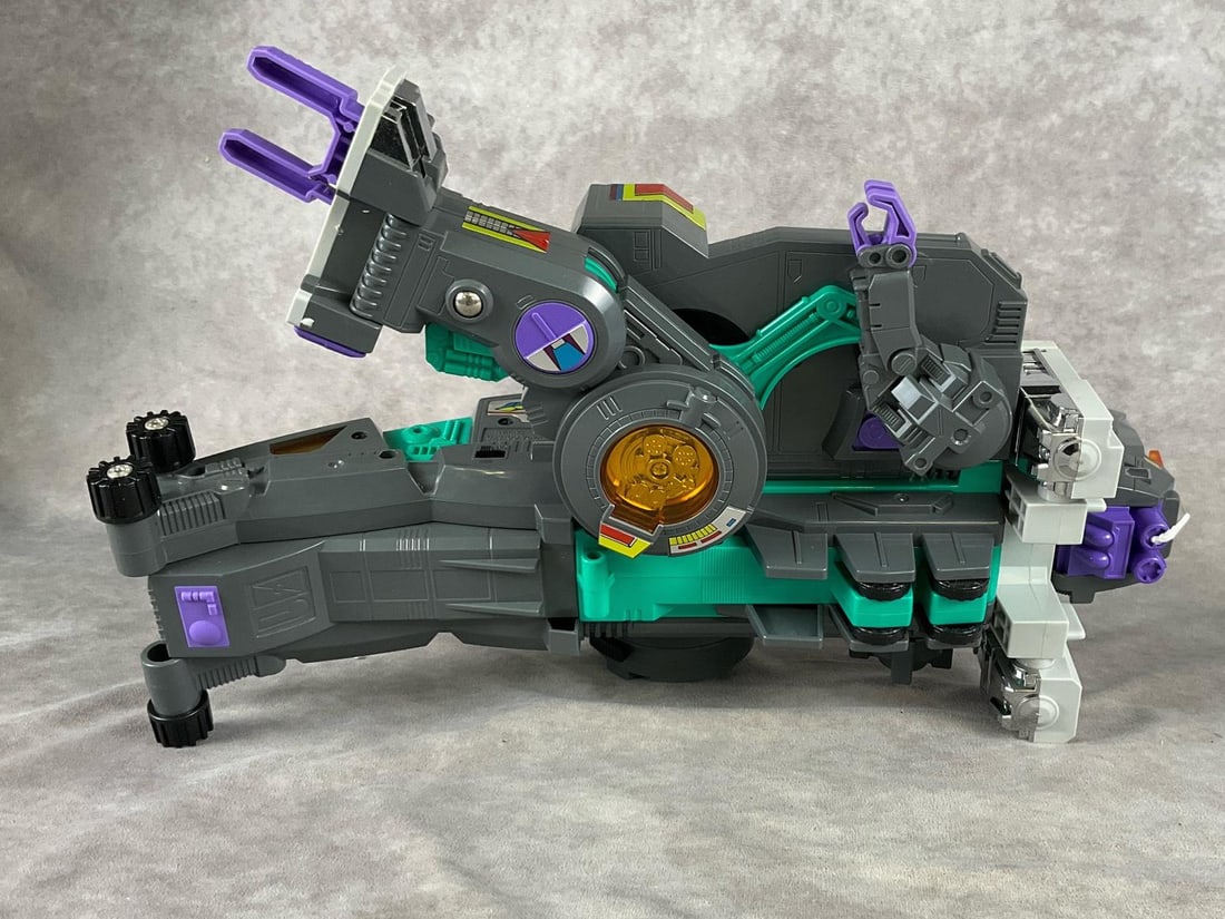Transformers Evil Deception Trypticon - 6