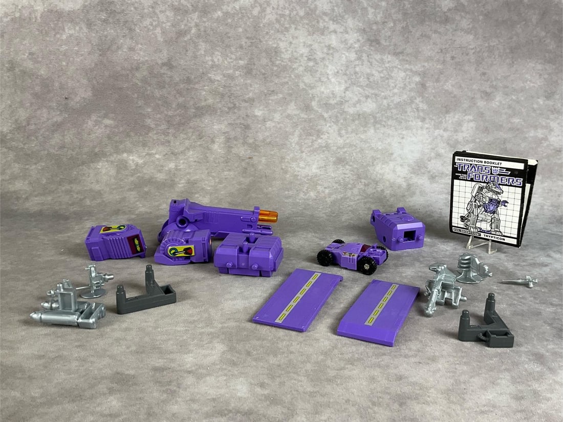 Transformers Evil Deception Trypticon - 7