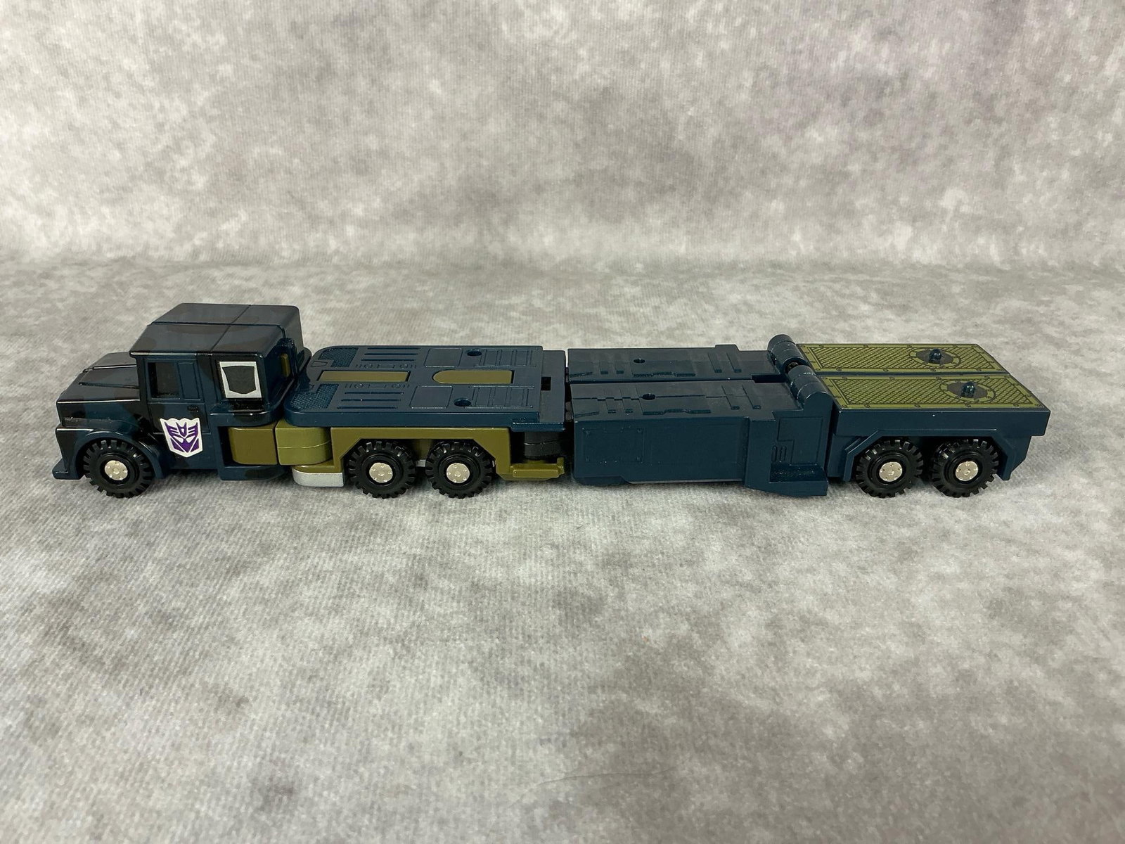 Onslaught Transformer - 2