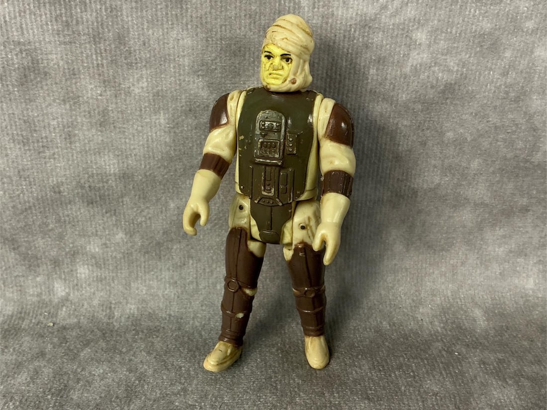Star Wars Figures - 15
