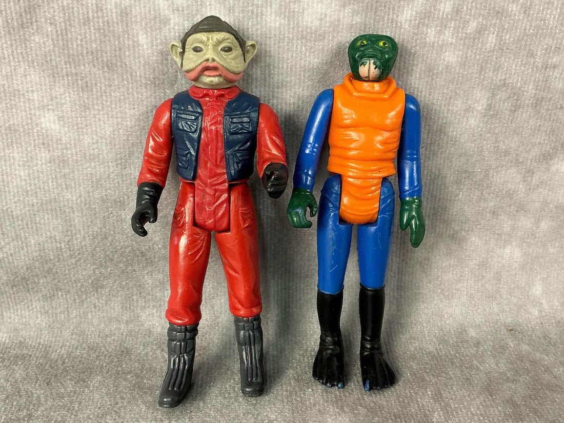 Star Wars Figures - 9