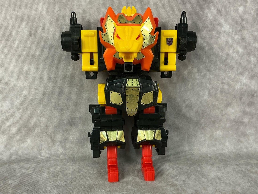 Razorclaw Transformer - 2