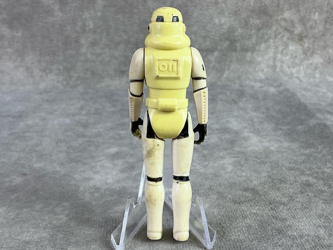 Star Wars Figures - 11