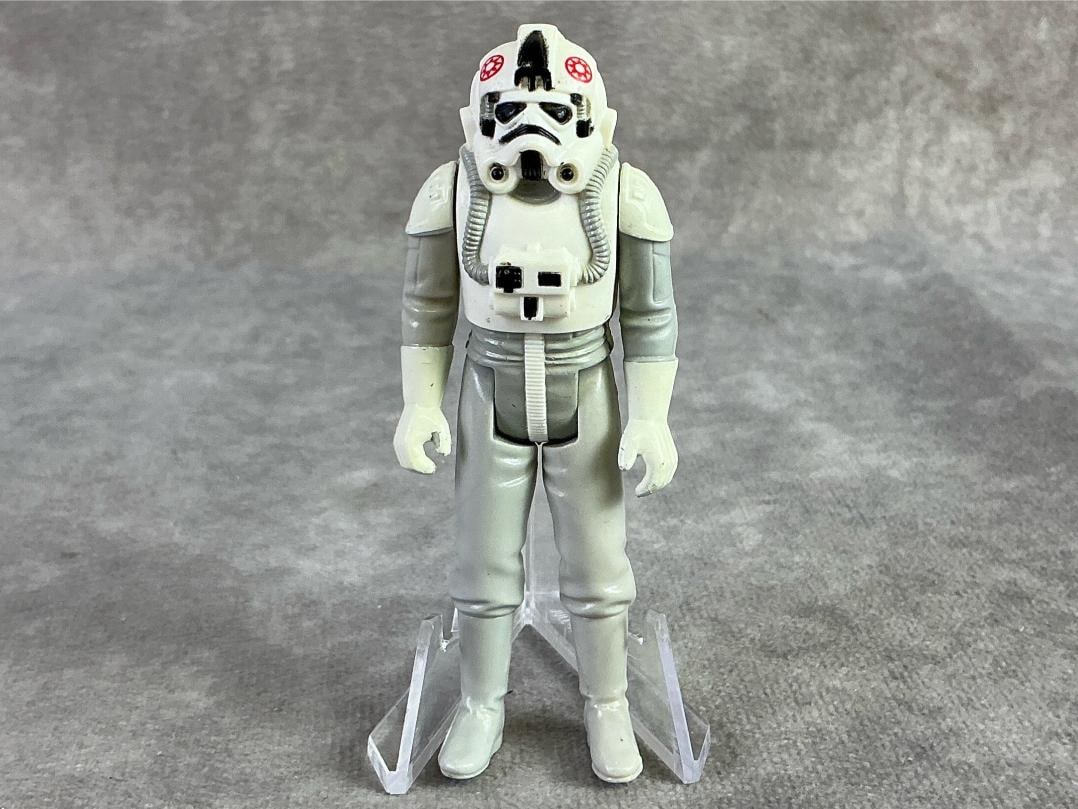 Star Wars Figures - 12