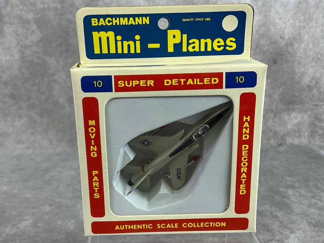 Bachmann Mini Planes - 8