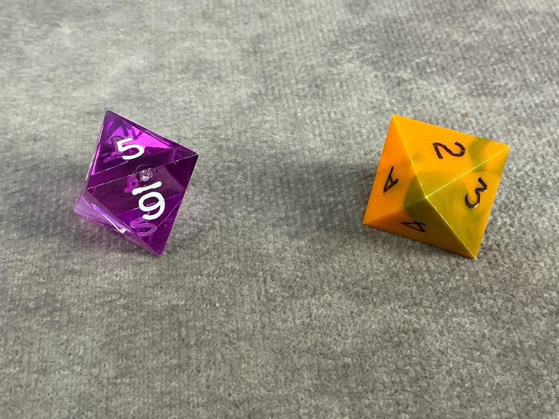 D8 Dice - 4