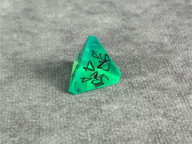 Tetrahedron Dice - 7