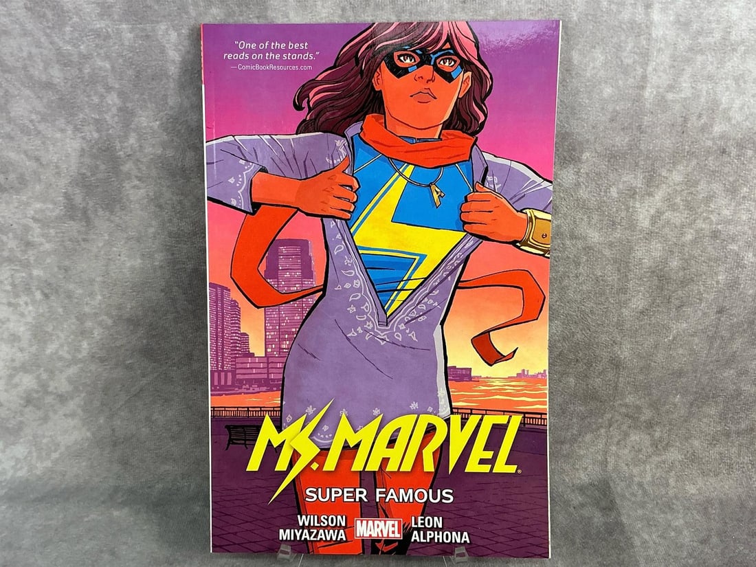 Modern Comics - 3