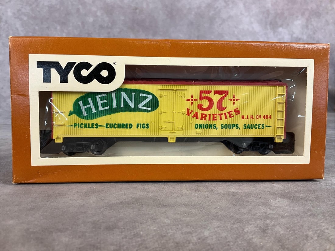 Tyco Midnight Special Electric Train Set - 11