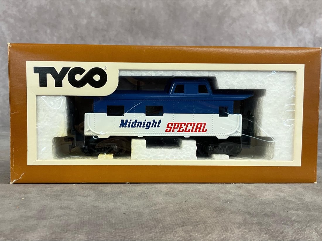 Tyco Midnight Special Electric Train Set - 14