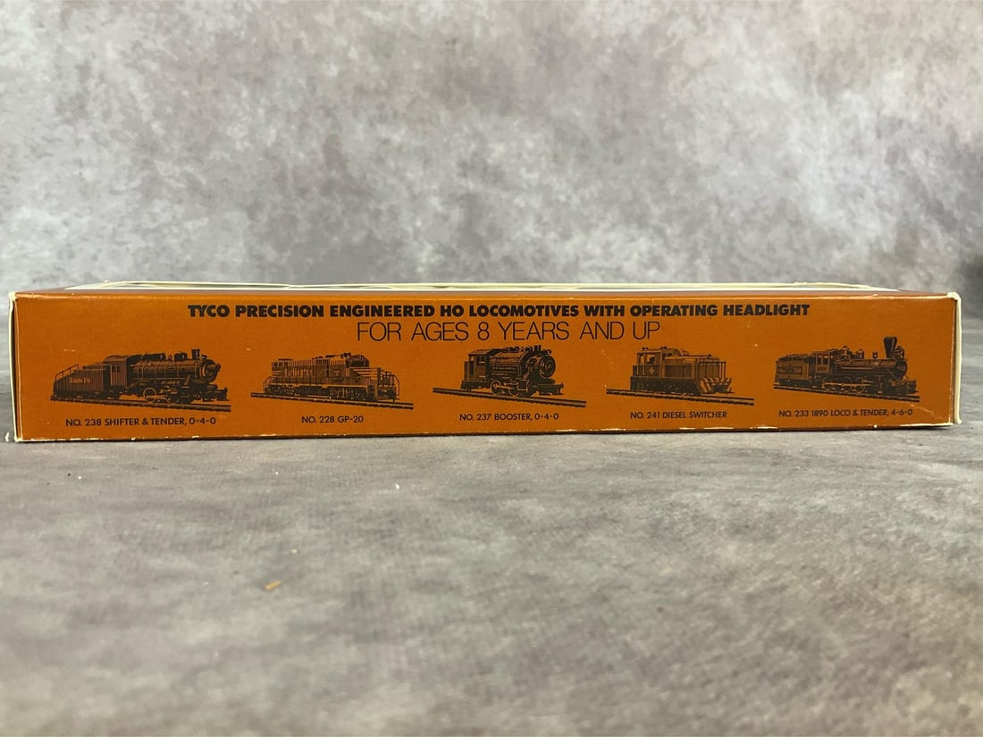 Tyco Midnight Special Electric Train Set - 4