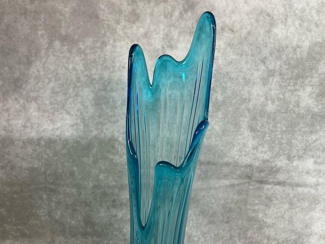 LE Smith Swung Vase - 2