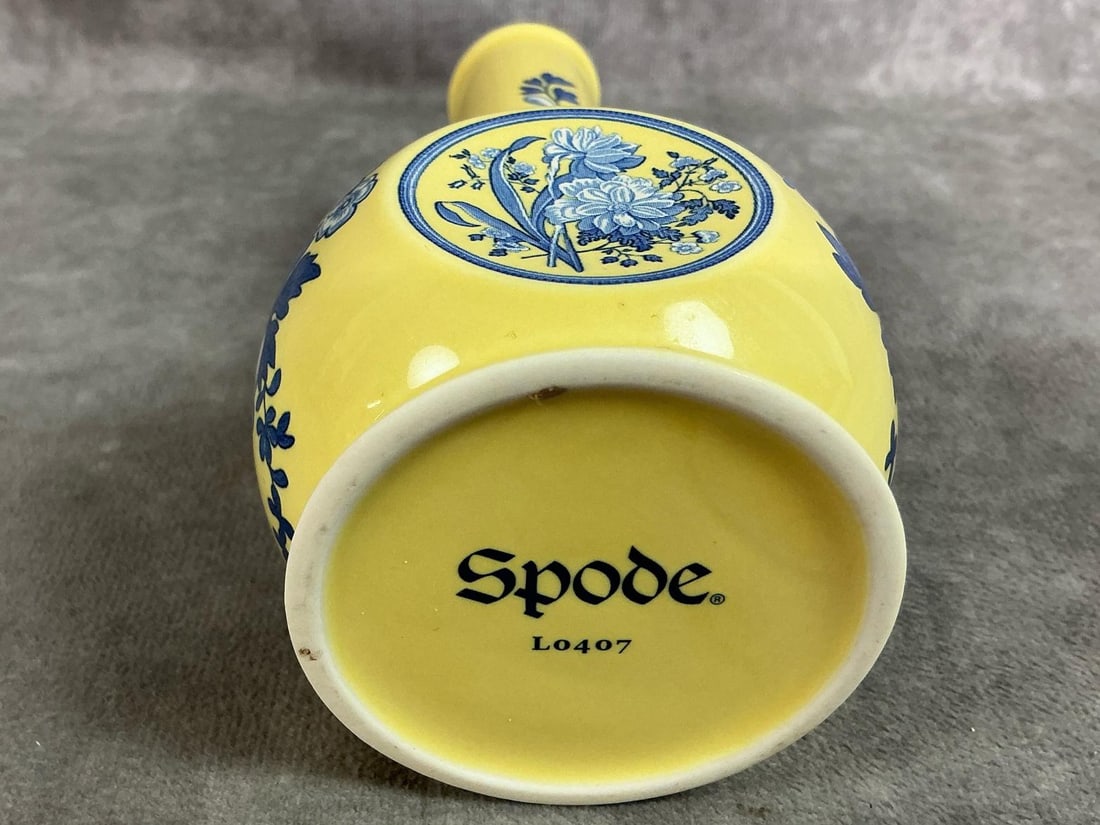 Spode Vases - 4