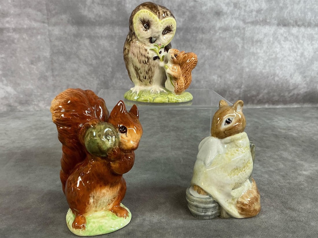 Beatrix Potters Animals: Three 1963-1979 Beatrix Potters figures by F Wayne. Includes Squirrel Nutkin, Old Mr. Brown, and Chippy Hackee. In good condition. Nutkin measures 3 inches wide x 1.5 x 4 inches tall.