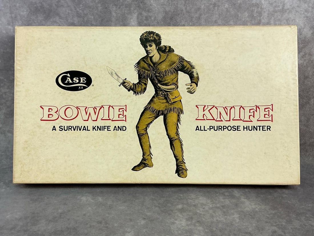 Case XX Knife: Rare 1980 Davey Crockett Case XX Bowie Knife set. Fixed blade, comes with leather sheath and in original display box. Box measures 16 inches wide x 9 inches tall.