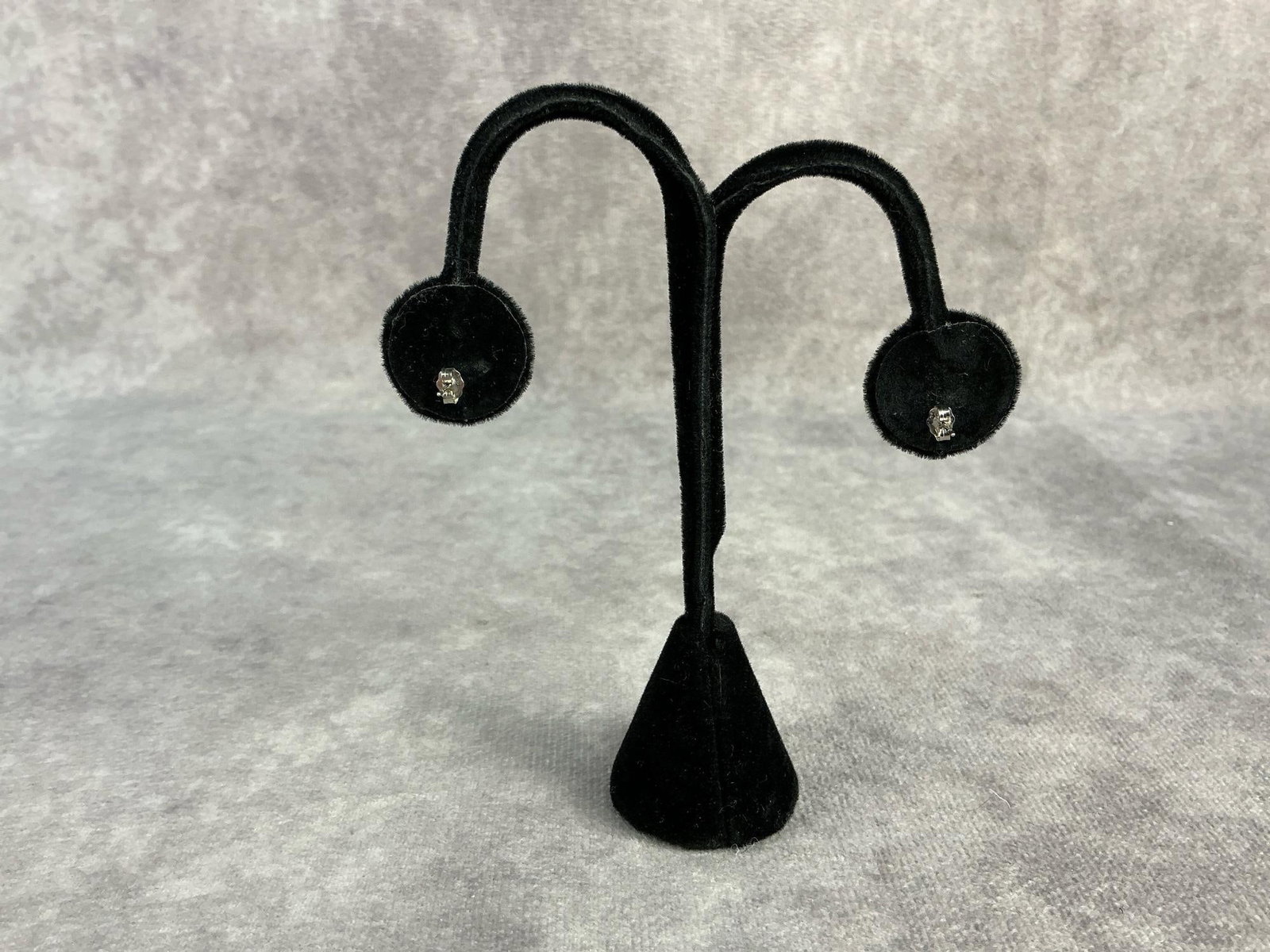 14kt Studs & More - 3