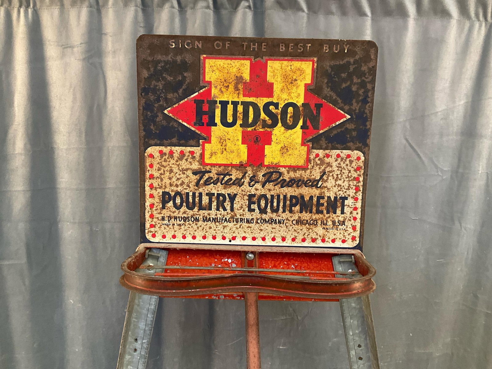 Poultry Ad Rack - 4