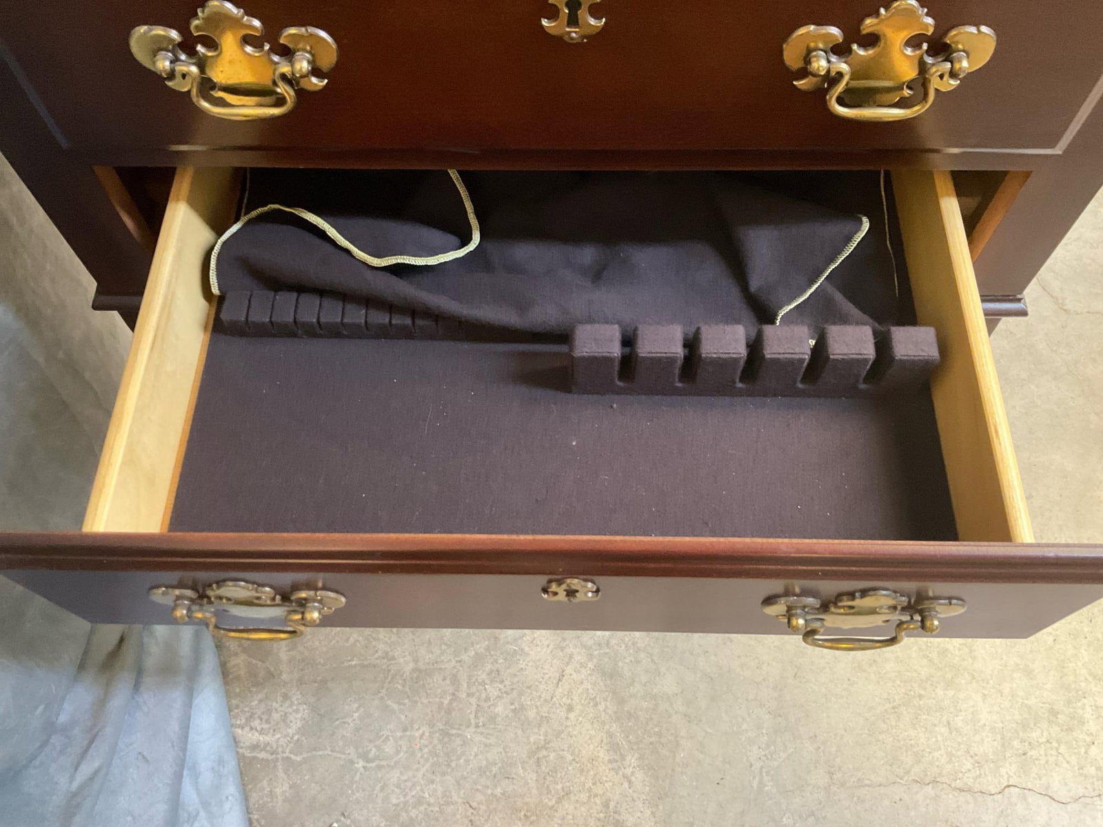 Silver Chest - 9