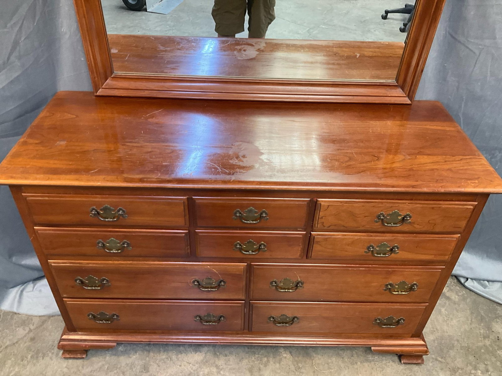 Dresser - 3