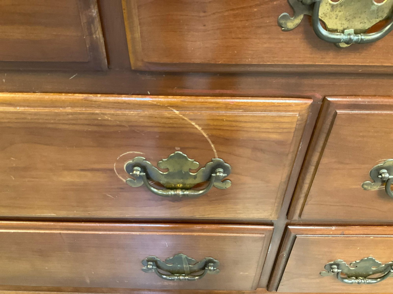 Dresser - 4