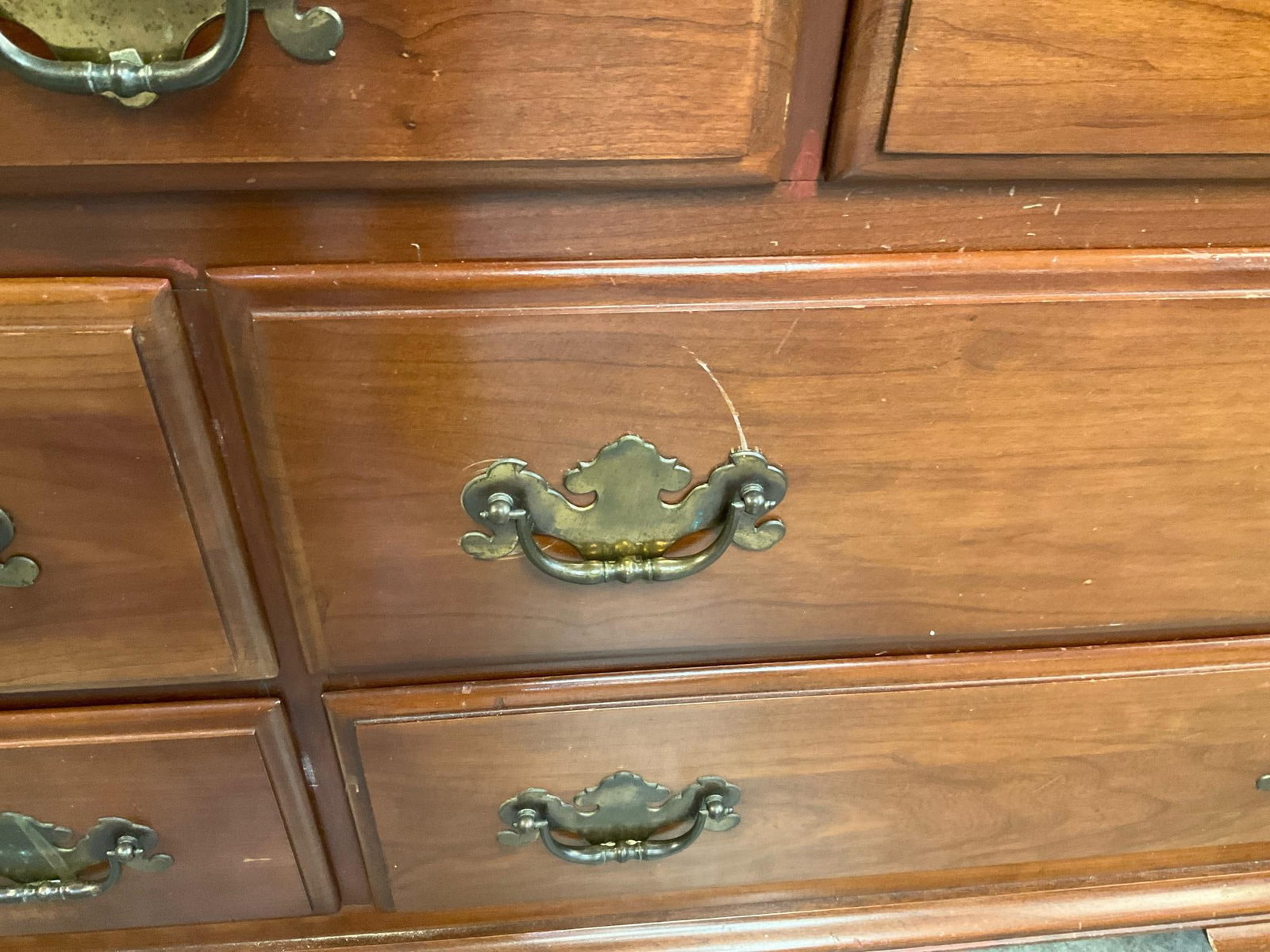 Dresser - 5