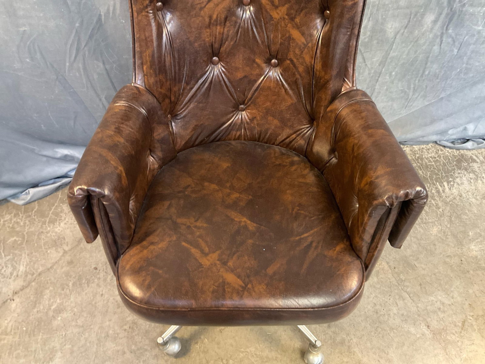 MCM Table /Chairs - 11
