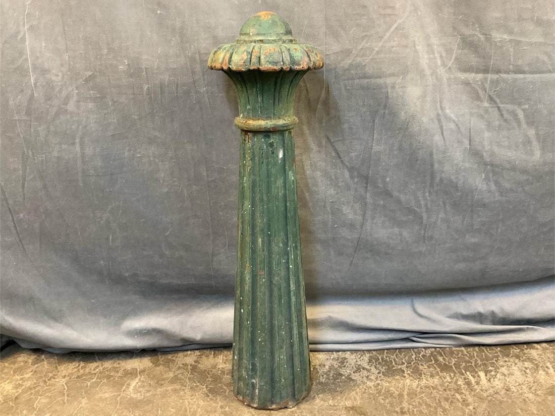 Architectural Post: Antique cast iron Victorian architectural post. Surface rust areas, otherwise good condition. Measures 8 inches in diameter x 31 inches tall.