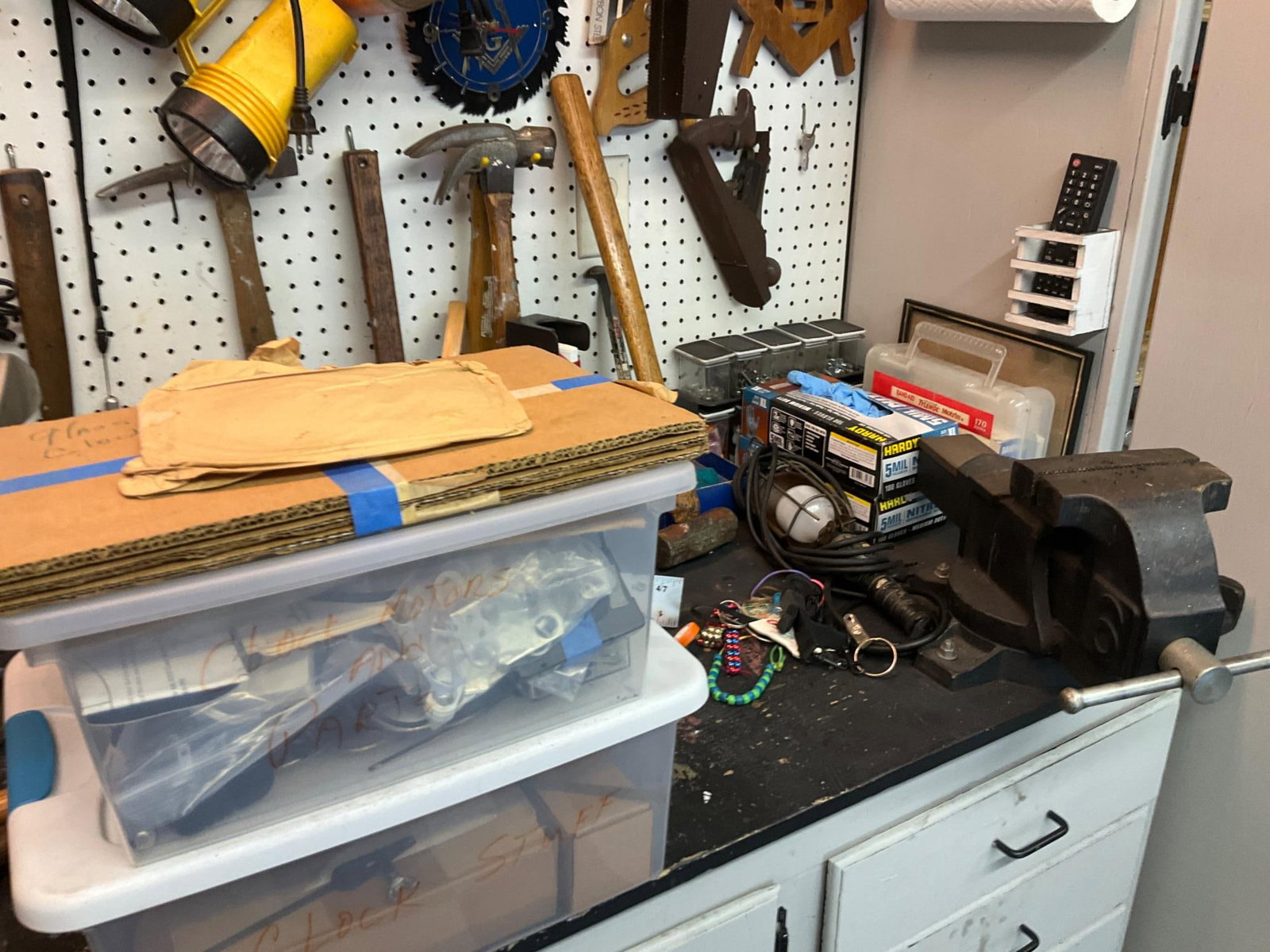 Wall and Cabinet Tools - 9