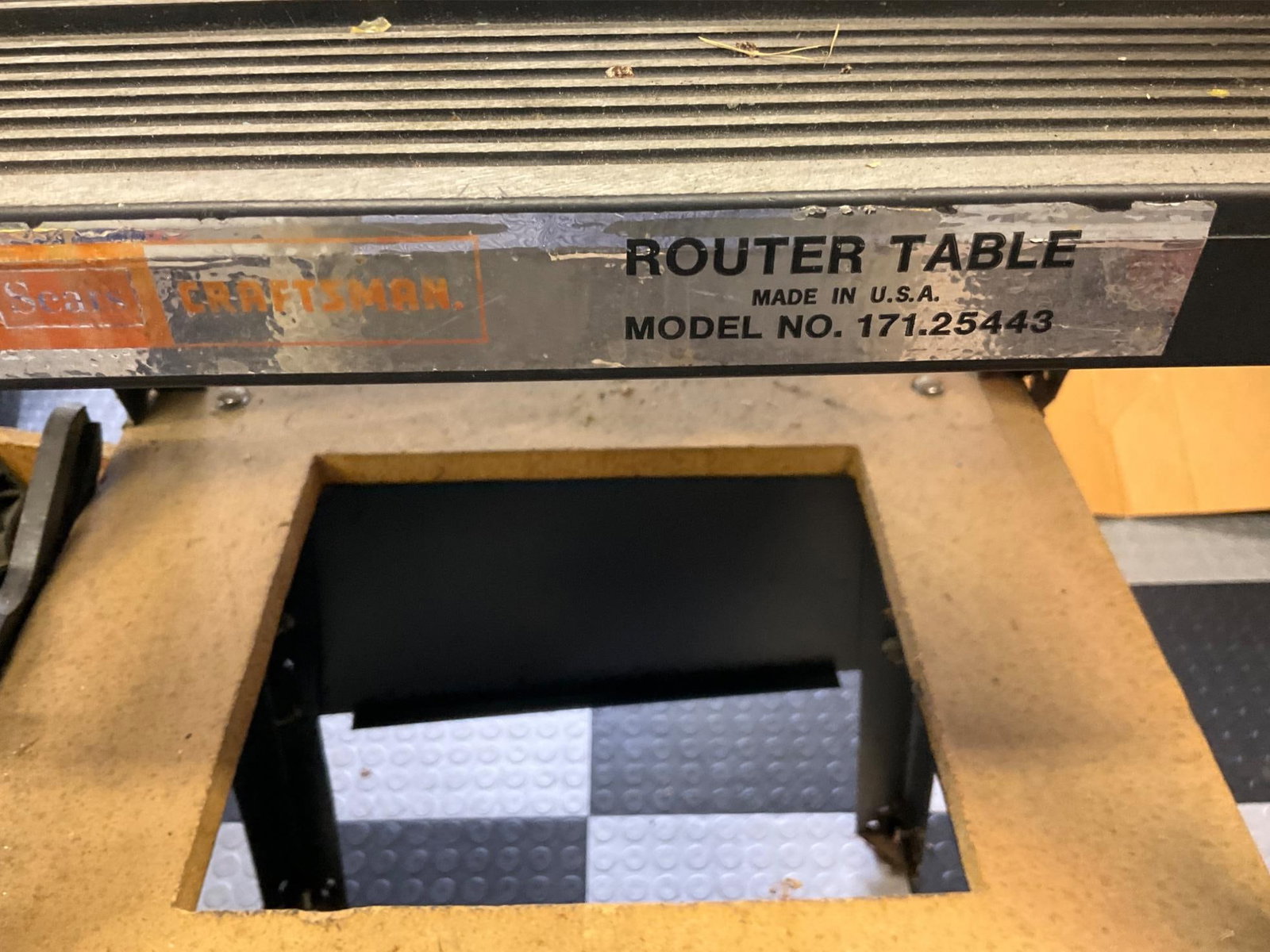 Craftsman Router Table - 2