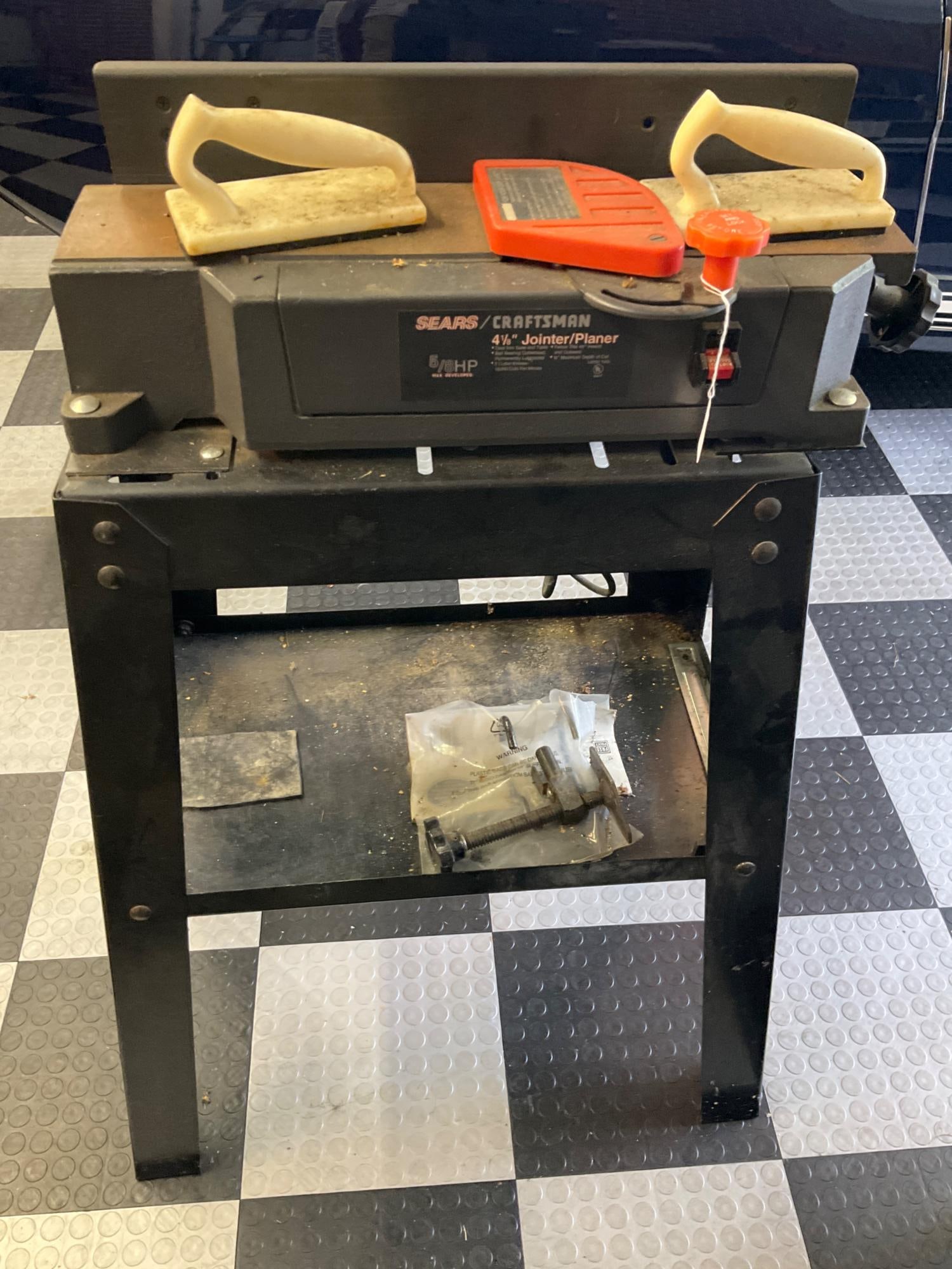 Craftsman Jointer/Planer: Sears Craftsman jointer/planer 4 1/8", 5/8 HP. Good used condition, not tested. Measures 13 inches wide x 22 x 42 inches tall.