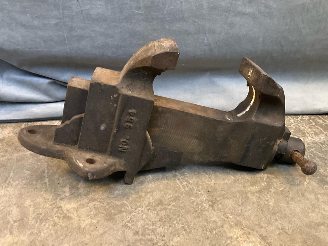Bench Vise - 2