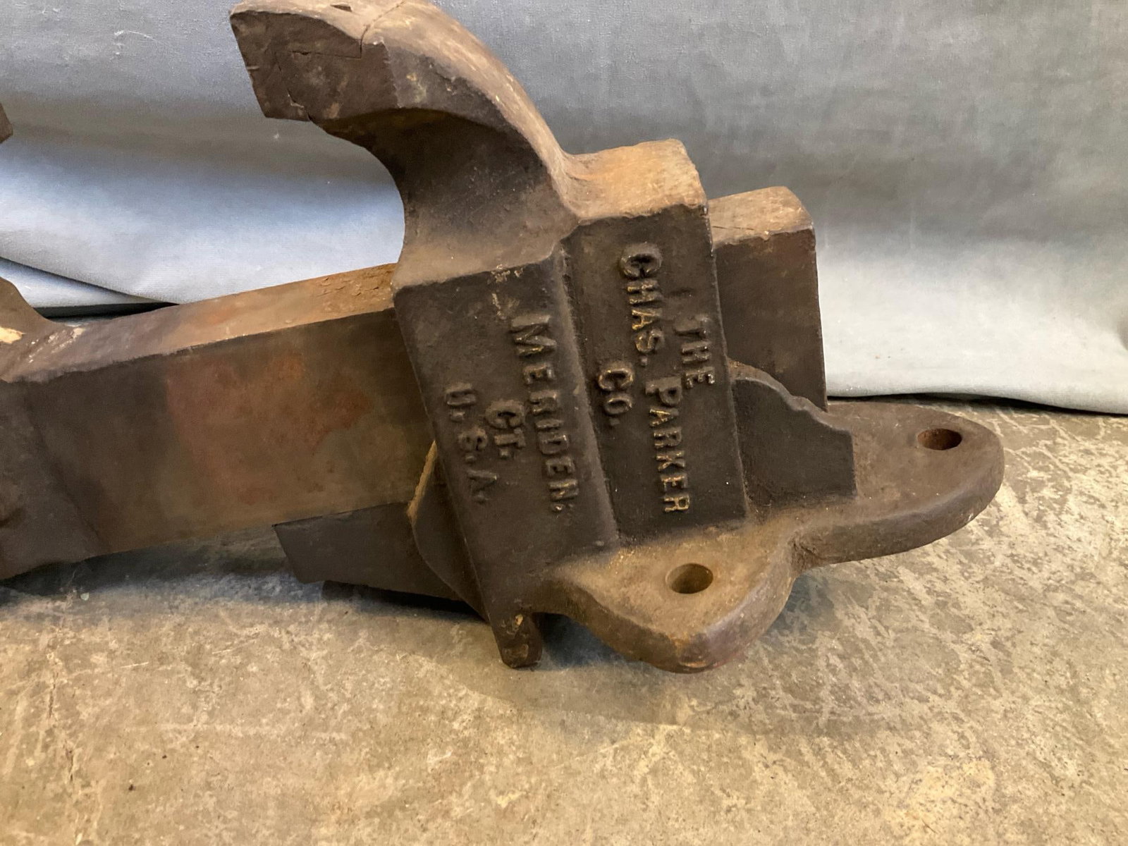 Bench Vise - 3