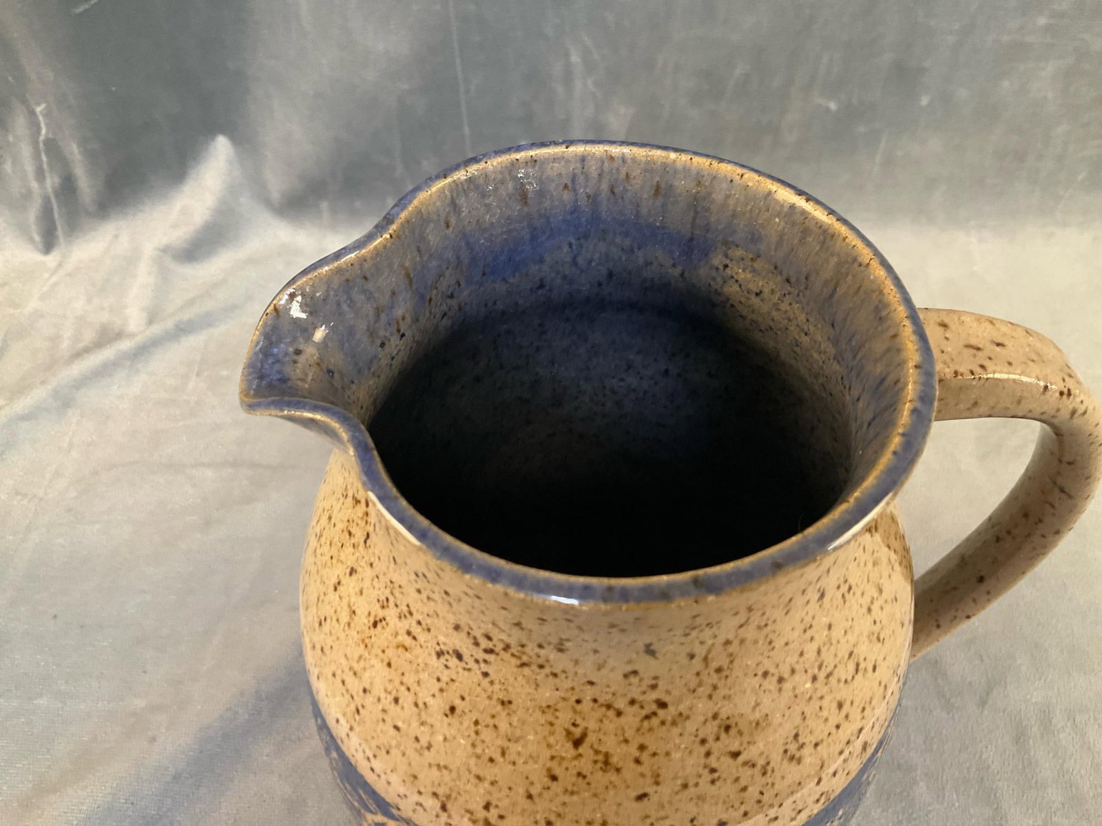 Art Pottery - 20