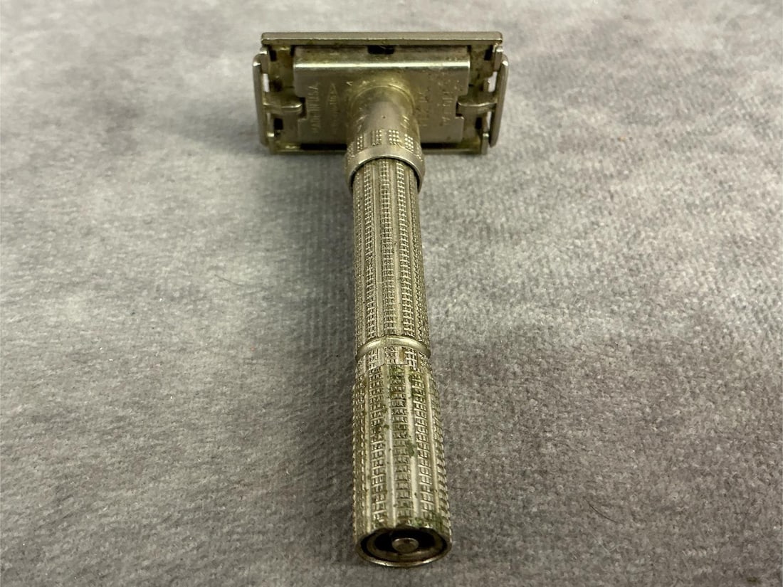 Razors & More - 7