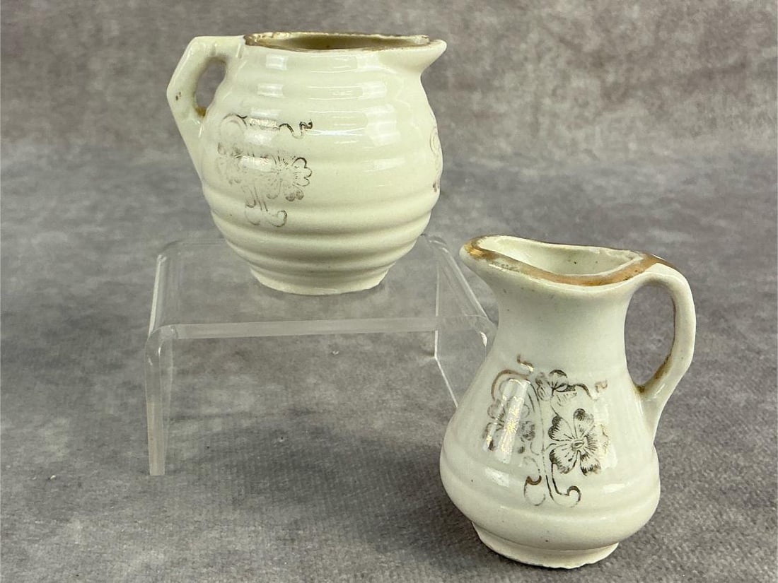 Decanter & Stoneware - 11