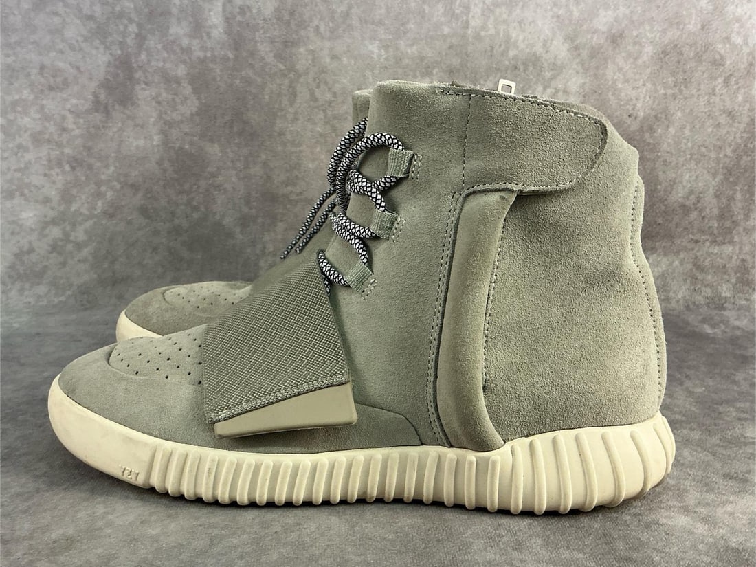Yeezy Boost - 3