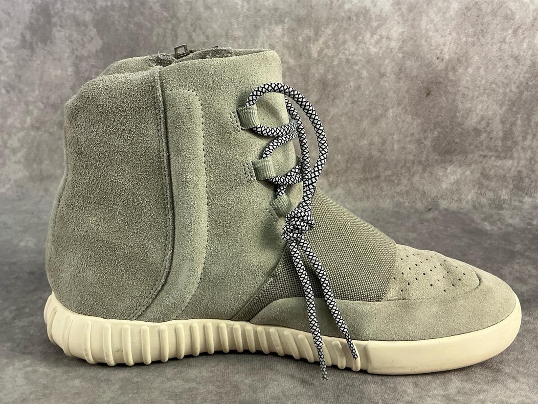 Yeezy Boost - 7