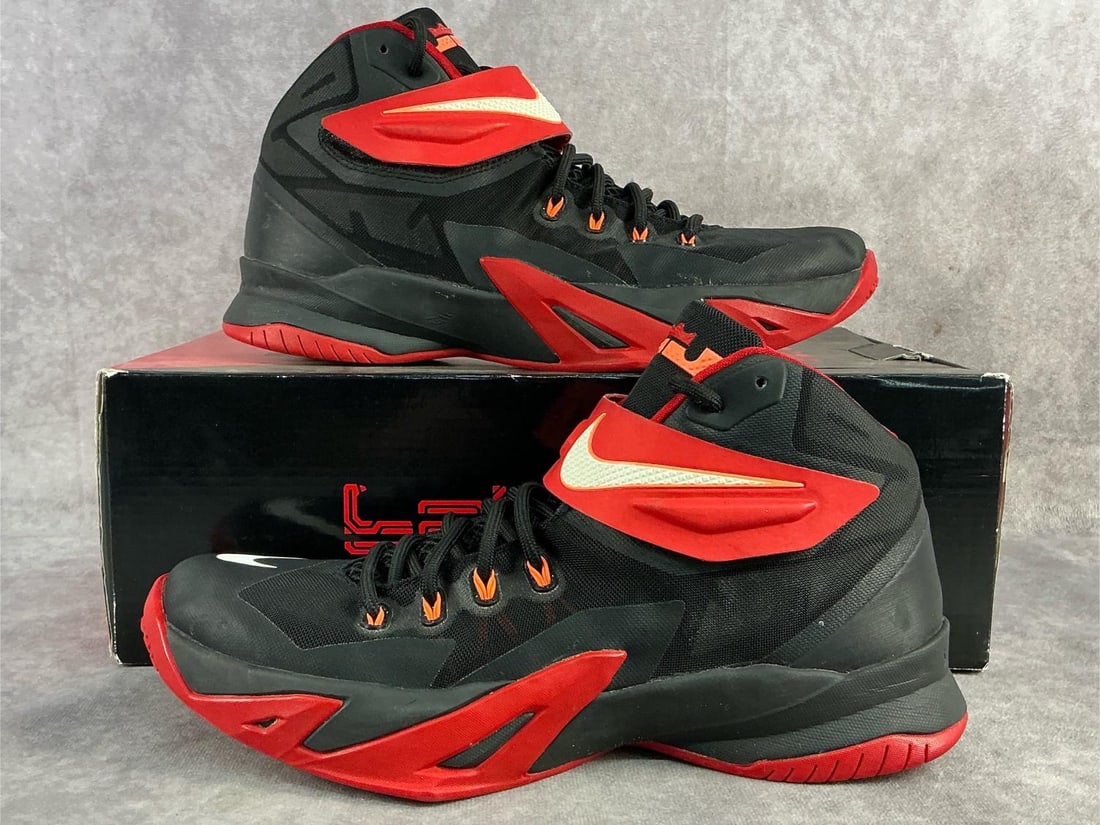 Nike Lebron Soldier: Men's 2014 Nike LeBron Zoom Soldier 8 in black and red with a mango accent. In good used condition with original box. US size 9.5.