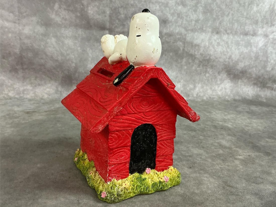 Snoopy Banks & Coke Clock - 3