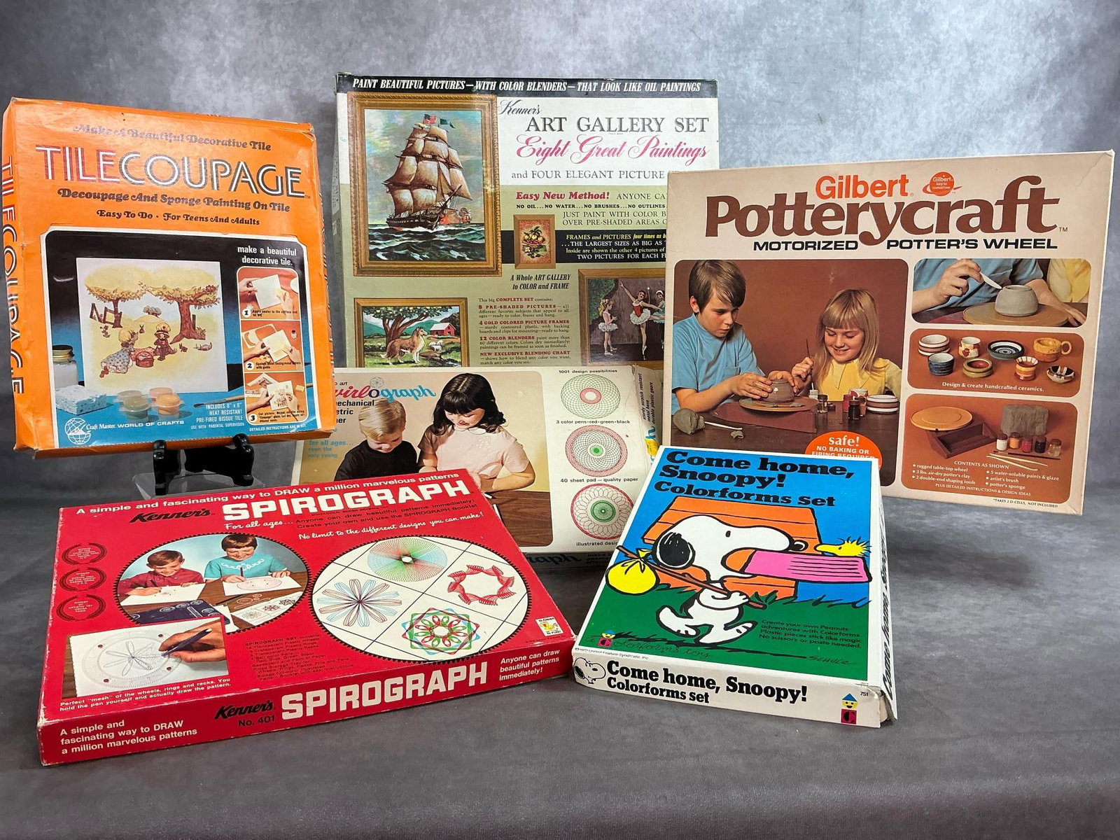 Spirograph, Snoopy Game & More: All in fair to good condition. Kenners Art Gallery Set measures 17.5 inches long x 14 x 2 inches tall