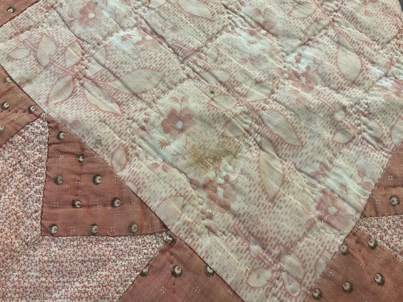 Star Pattern Quilt - 5